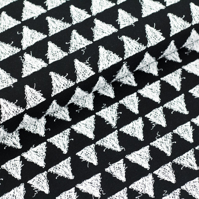 Designerstoff Biojersey Triangles black von MuttuRalla