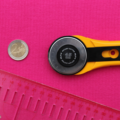 Bndchenstrick/Strickschlauch pink gerippt